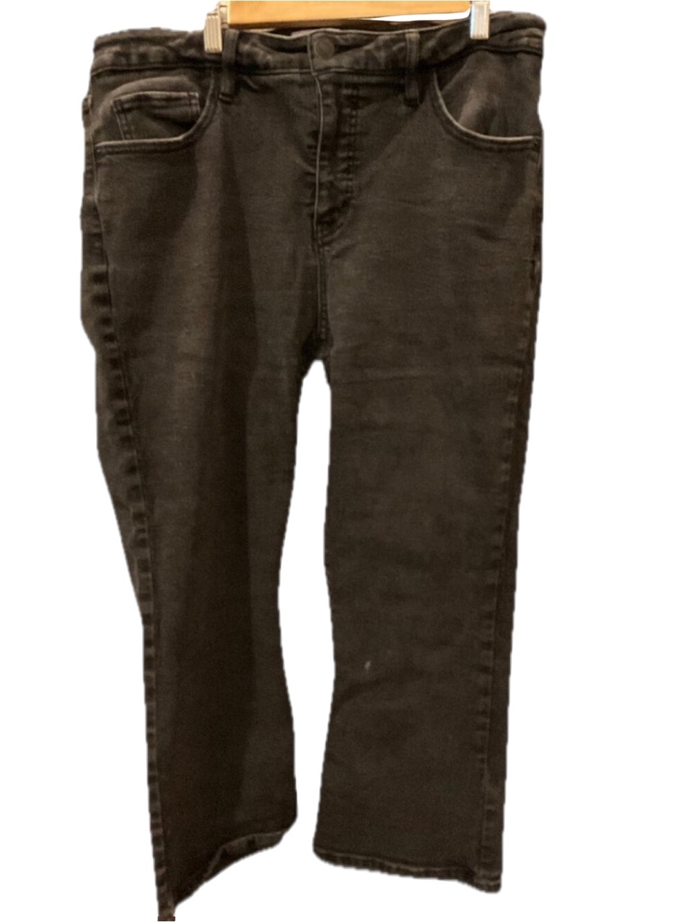 Ava & Viv High Rise Straight Leg Jeans | Washed Black | Size 16W | Plus | L.N.
